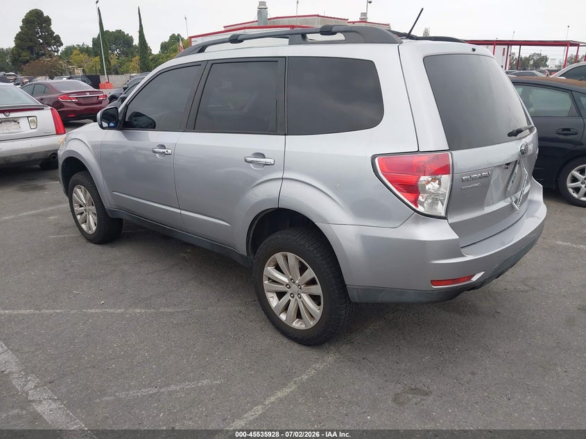 Vin: jf2shadc9ch441824, lot: 46034172, subaru forester 2.5x premium 20123