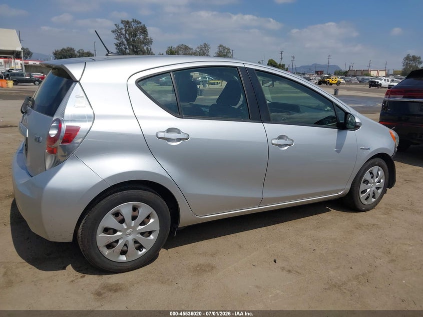 2014 Toyota Prius C Three VIN: JTDKDTB31E1076222 Lot: 45536020