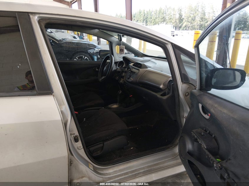 2011 HONDA FIT auction photo 5