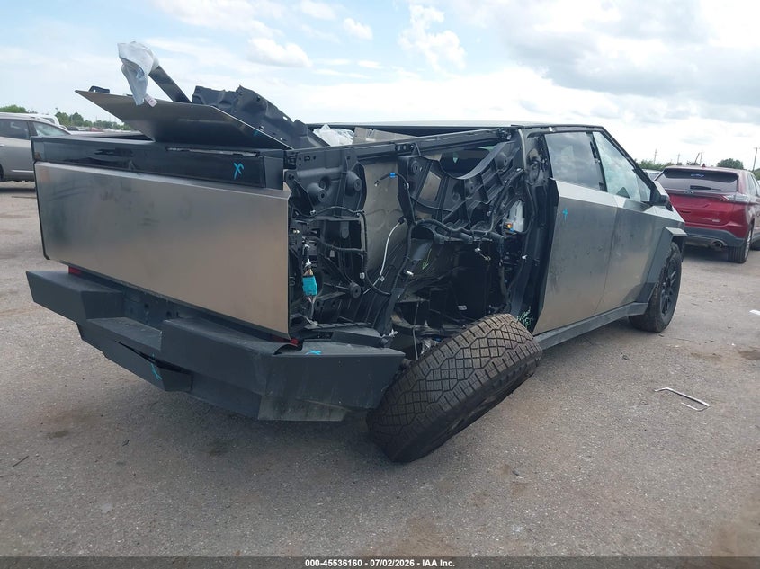 2025 TESLA CYBERTRUCK auction photo 4