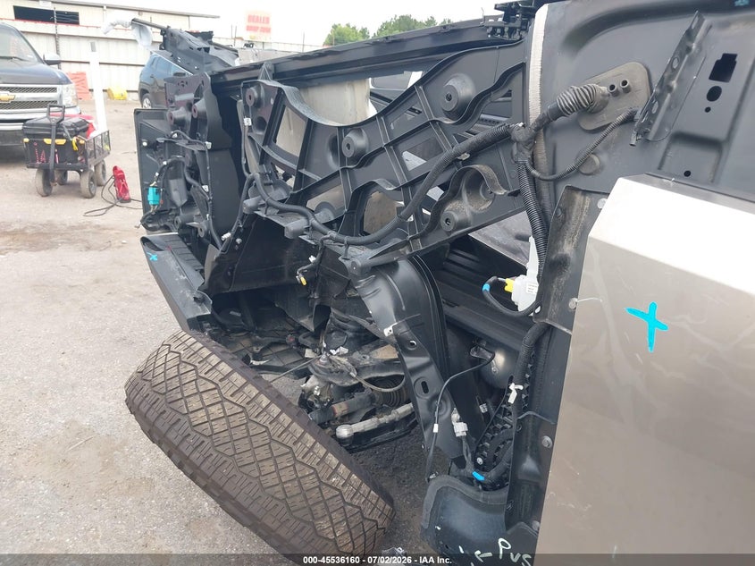 2025 TESLA CYBERTRUCK auction photo 6
