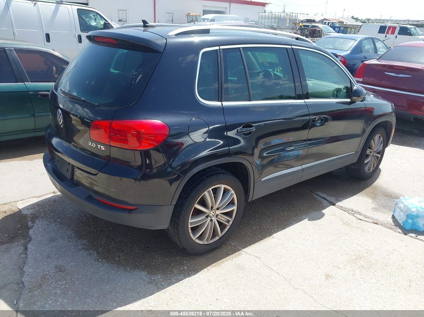 2012 VOLKSWAGEN TIGUAN auction photo 4