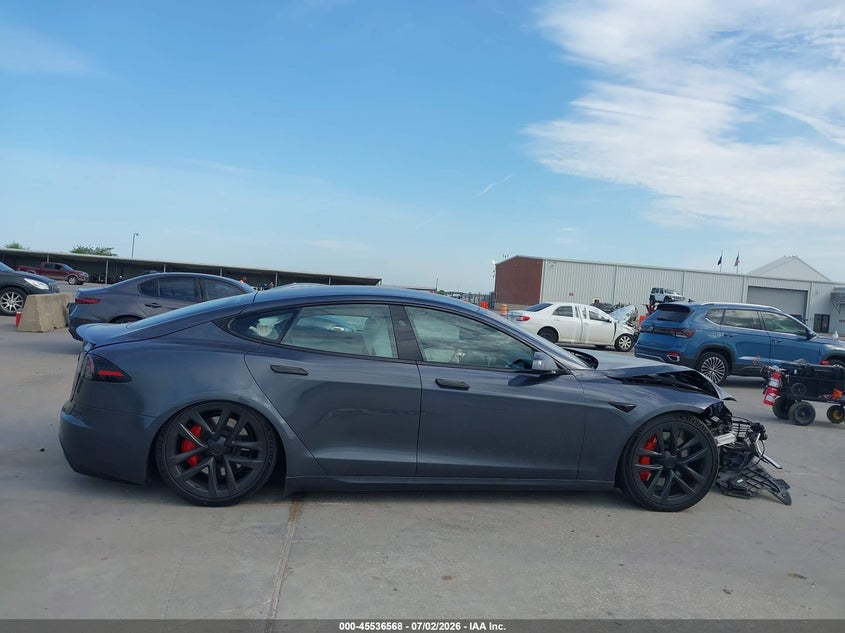 TESLA MODEL S - zdjęcie 13