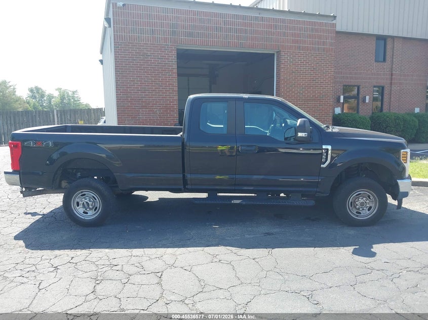 2018 FORD F-350 — Фото 15