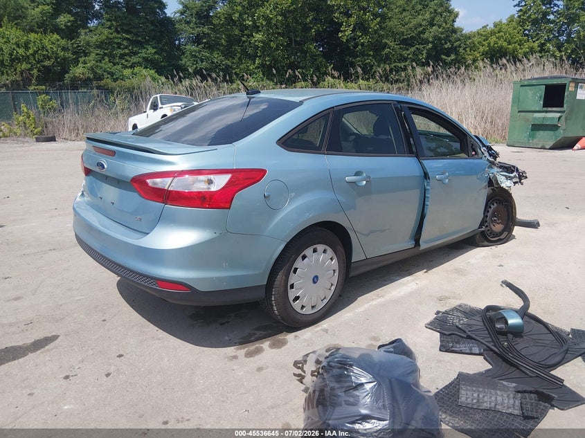 2012 FORD FOCUS auction photo 4