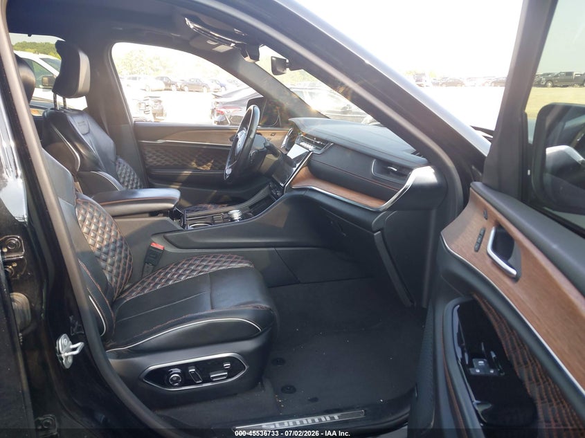 2021 JEEP GRAND CHEROKEE L auction photo 5