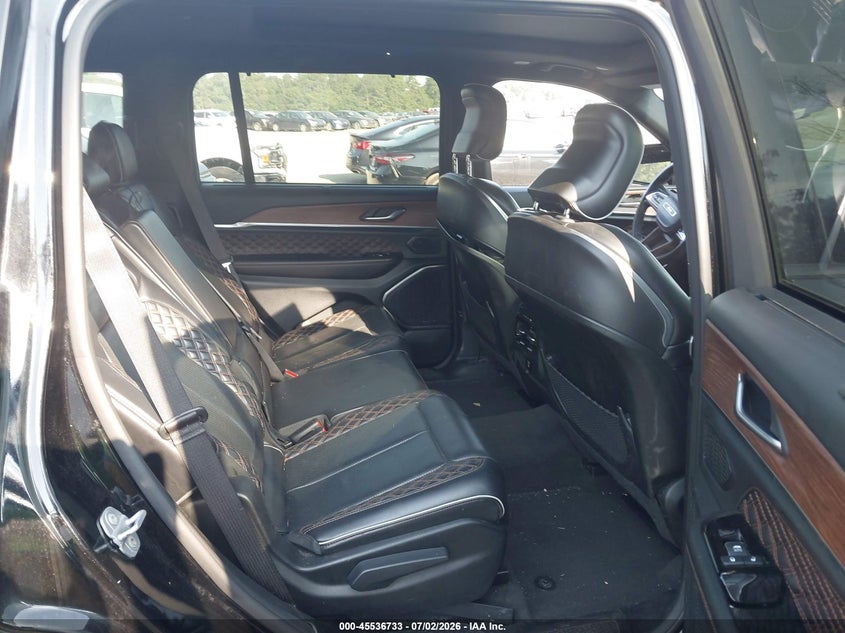 2021 JEEP GRAND CHEROKEE L auction photo 8