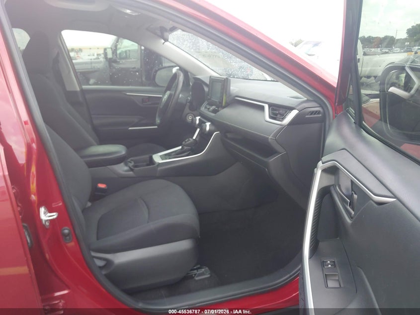 2021 TOYOTA RAV4 auction photo 5