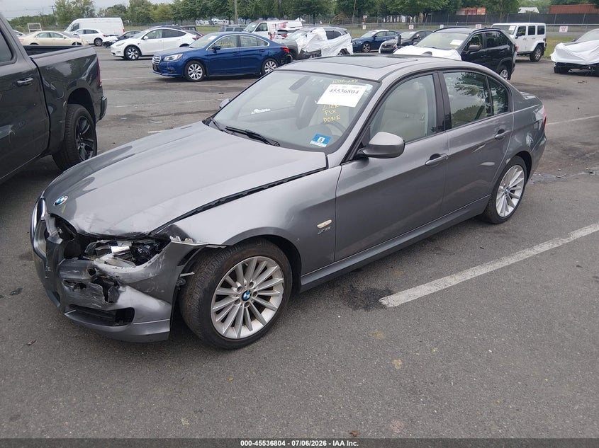 2011 BMW 328I — zdjęcie 2