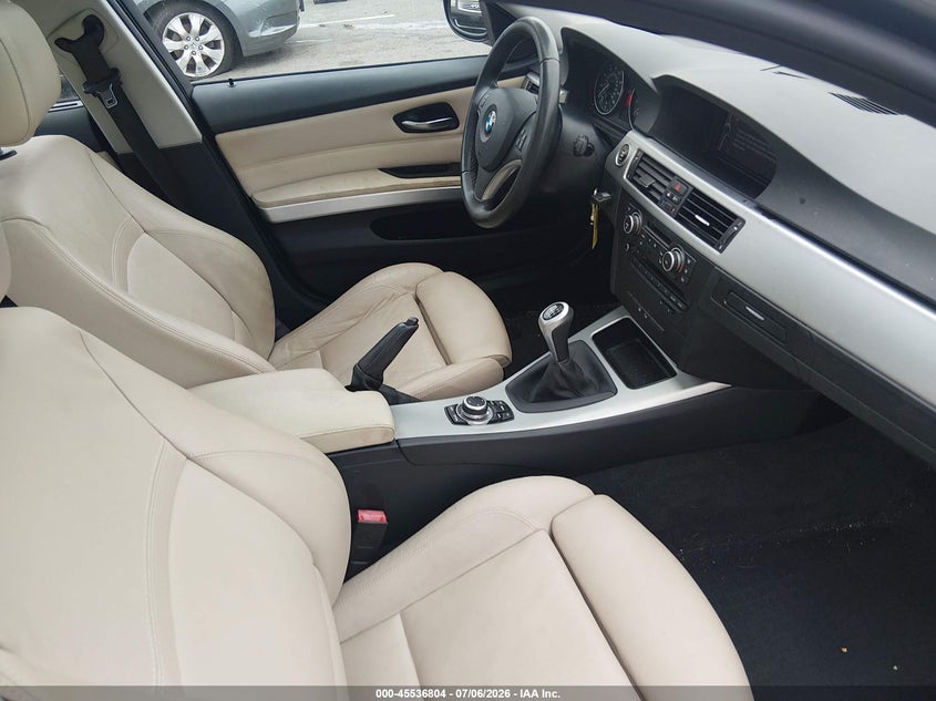 2011 BMW 328I — zdjęcie 5