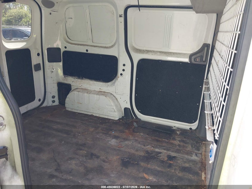 2015 NISSAN NV200 auction photo 8