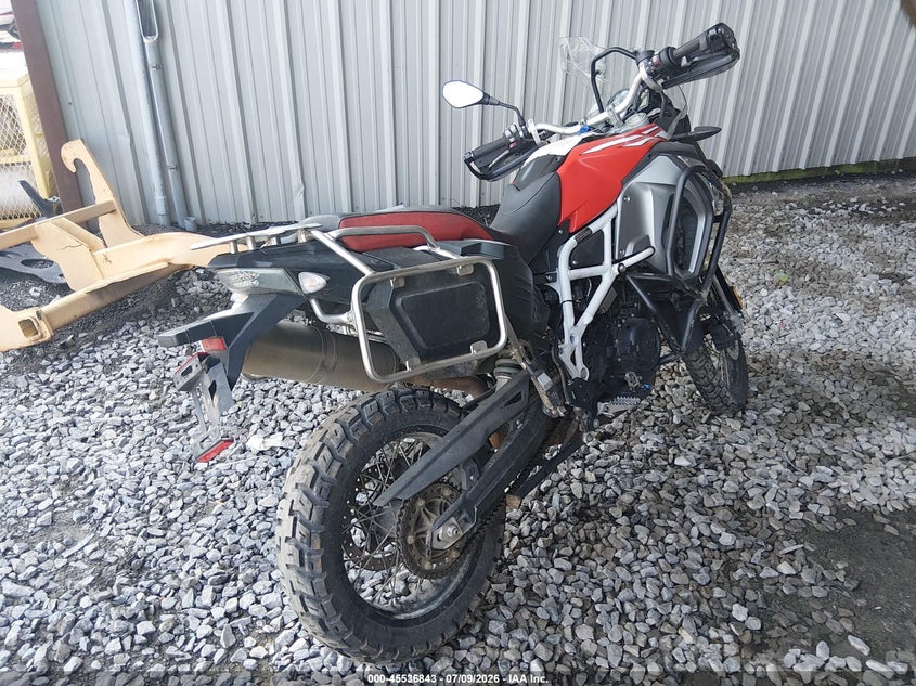2017 BMW F800 auction photo 4