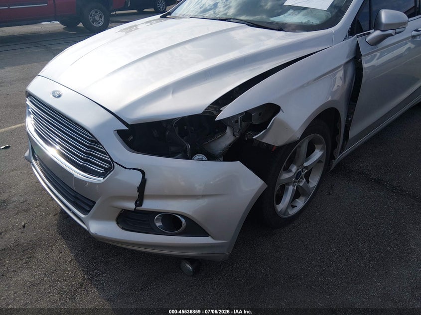 2015 FORD FUSION auction photo 6