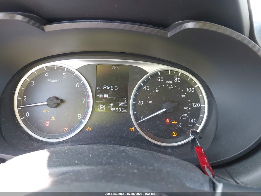 2021 NISSAN VERSA auction photo 7