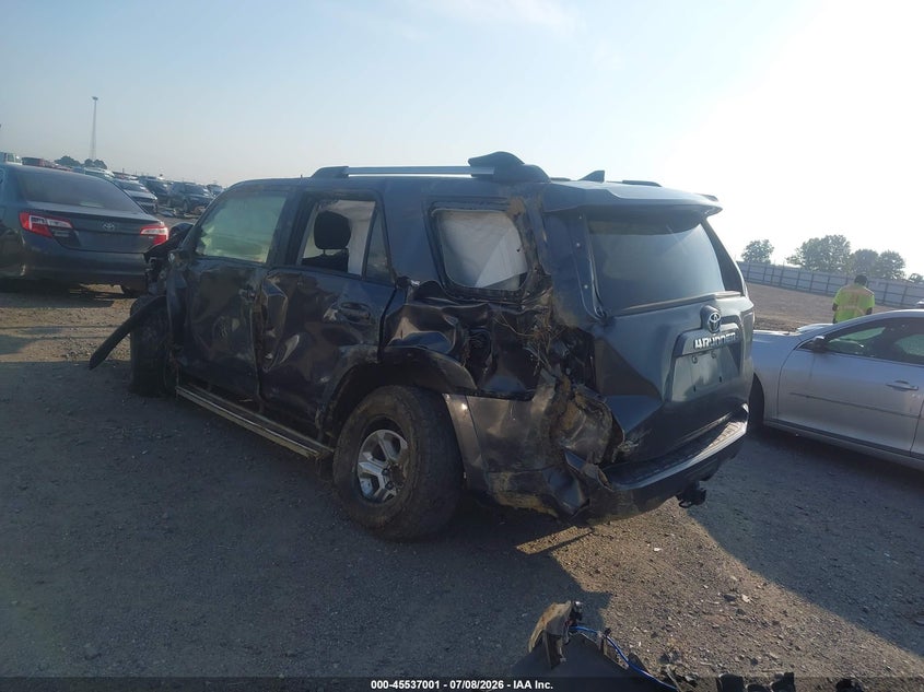 2022 TOYOTA 4RUNNER auction photo 3