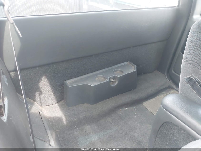 1998 GMC SONOMA auction photo 8
