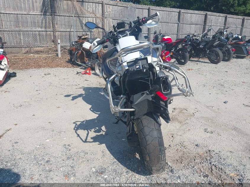 2024 BMW R 1250 auction photo 6