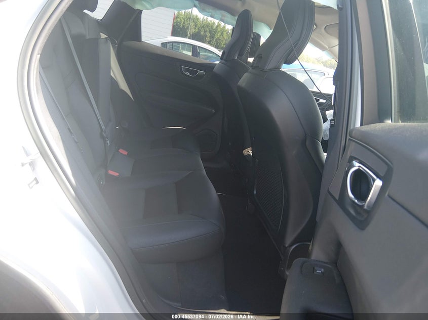2023 Volvo Xc60 B5 Plus Bright Theme VIN: YV4L12DN1P1211849 Lot: 45537094