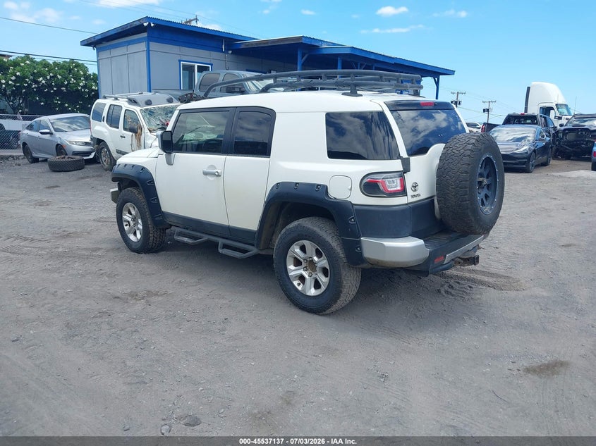 2012 TOYOTA FJ CRUISER auction photo 3
