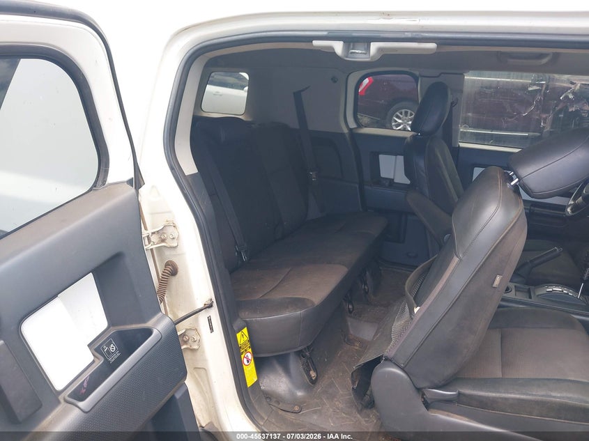 2012 TOYOTA FJ CRUISER auction photo 8