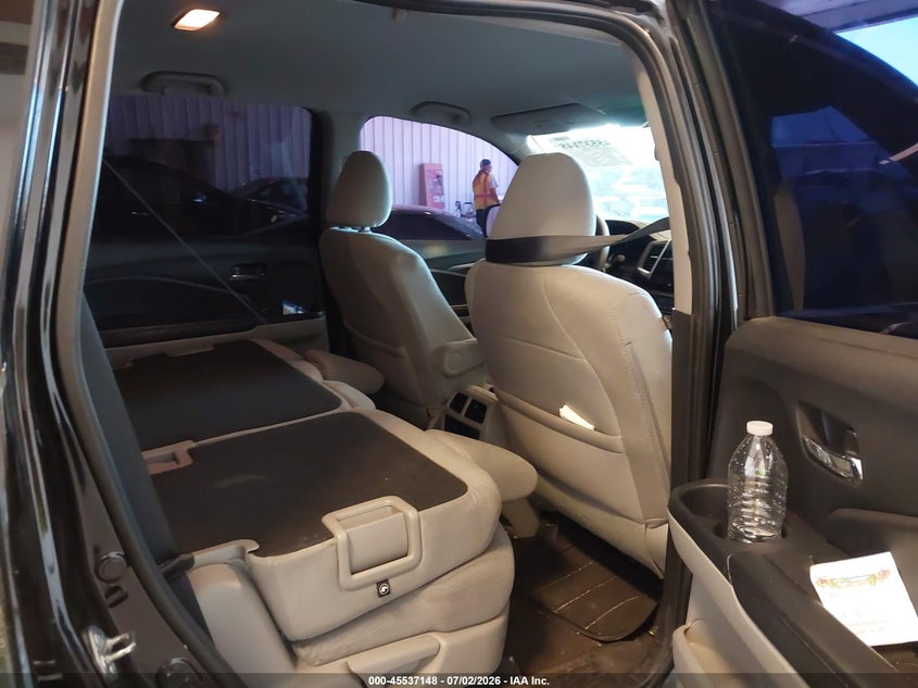 2016 HONDA PILOT auction photo 8