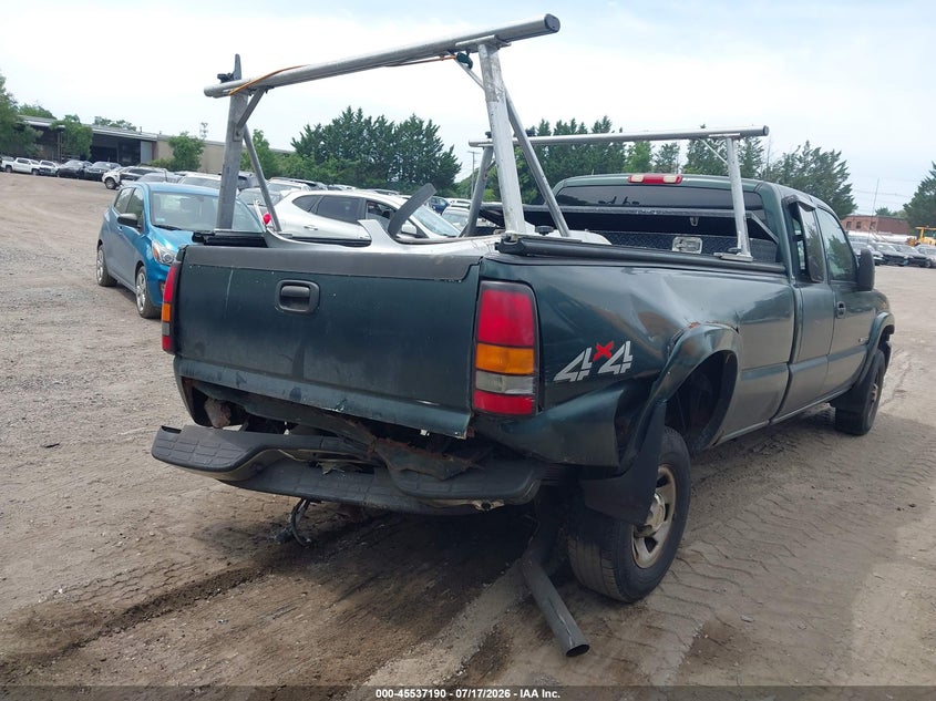 2004 GMC SIERRA 3500 auction photo 4