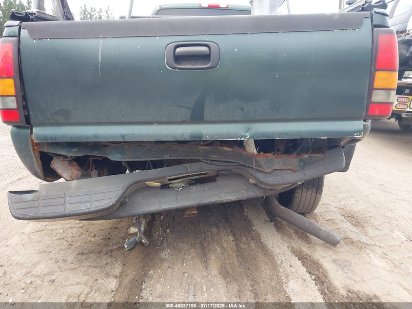 2004 GMC SIERRA 3500 auction photo 6