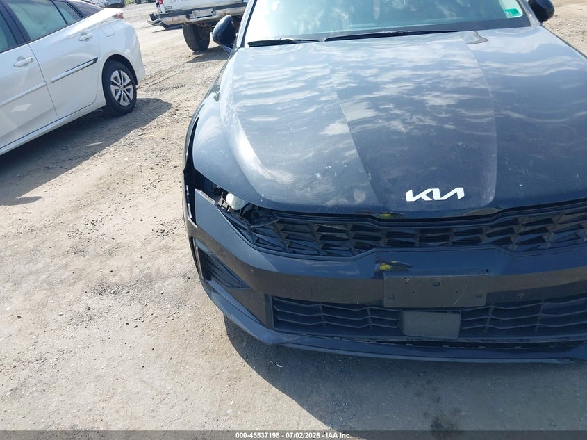 2025 KIA K5 auction photo 6