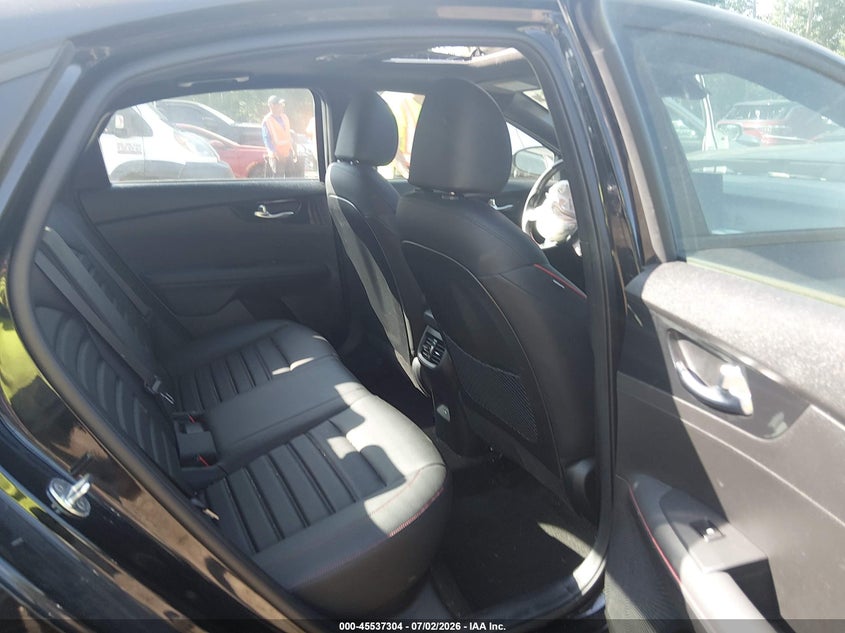 2023 KIA FORTE auction photo 8