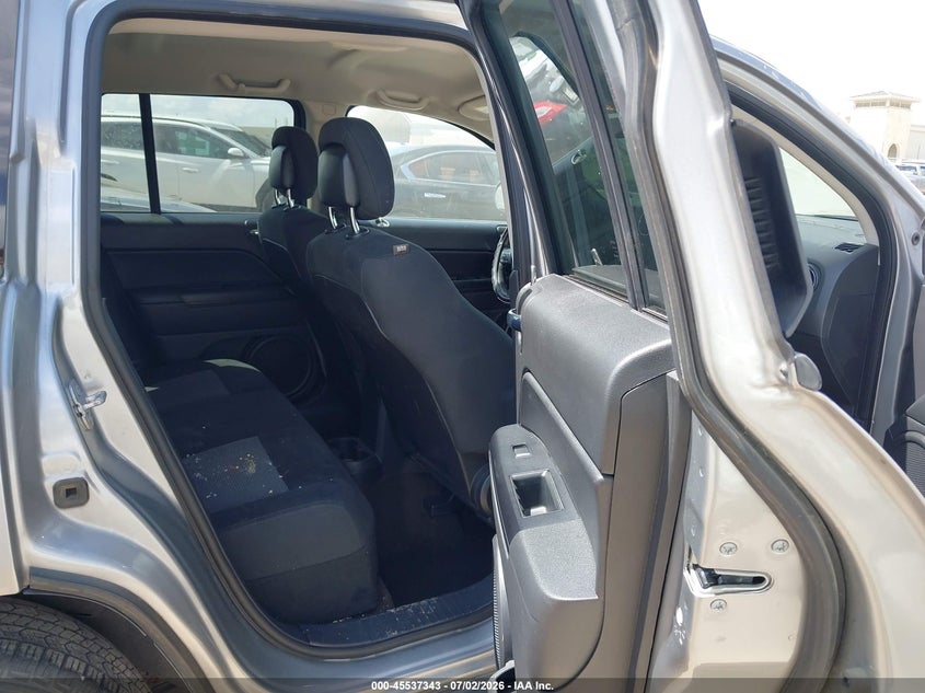 2015 JEEP COMPASS auction photo 8