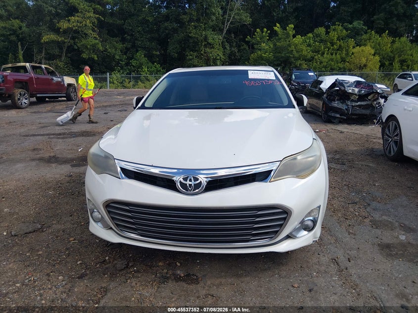 2013 TOYOTA AVALON auction photo 6
