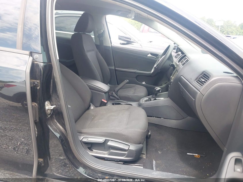 2015 VOLKSWAGEN JETTA auction photo 5