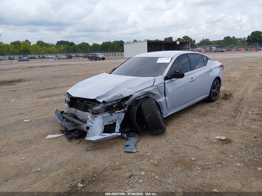 2023 NISSAN ALTIMA auction photo 2
