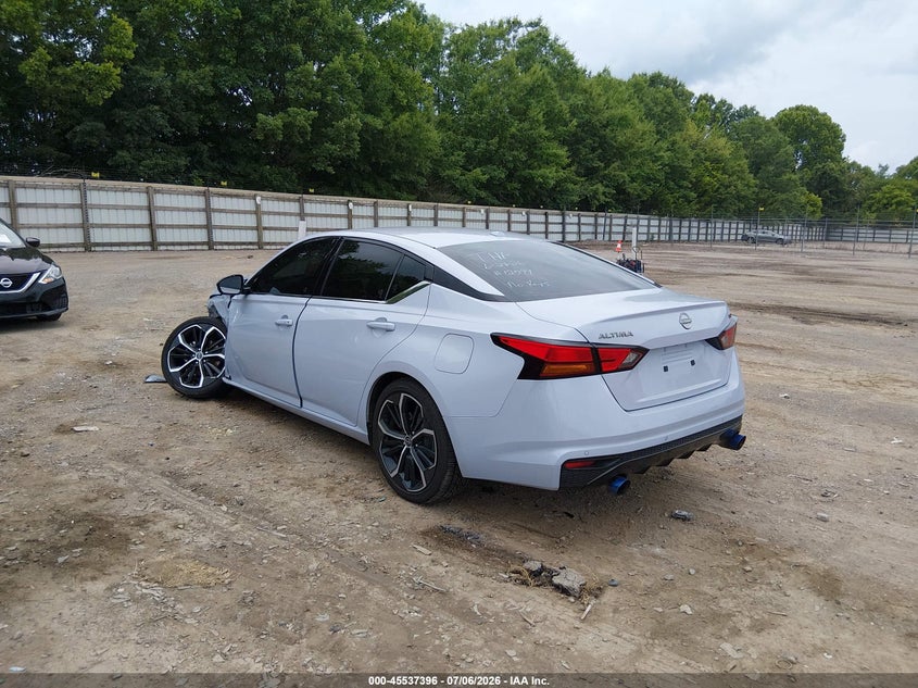 2023 NISSAN ALTIMA auction photo 3