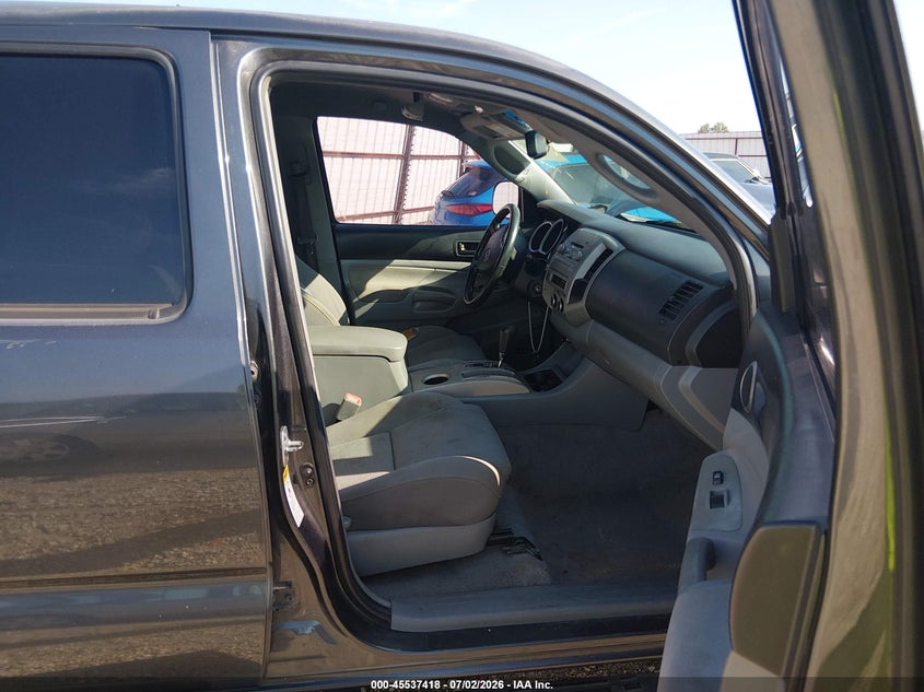 2010 TOYOTA TACOMA auction photo 5