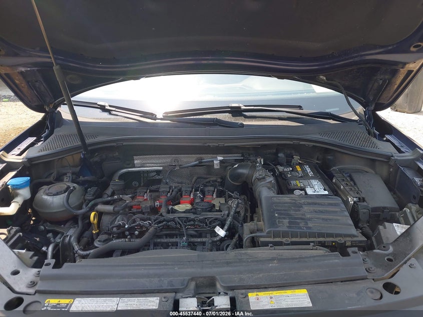 2022 Volkswagen Tiguan - view 10