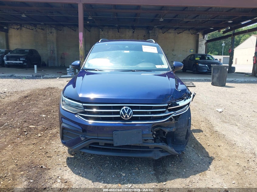 2022 Volkswagen Tiguan - view 13
