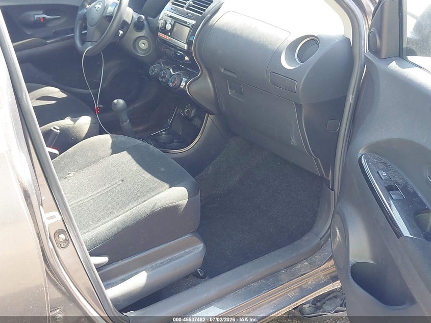 2010 SCION XD auction photo 5