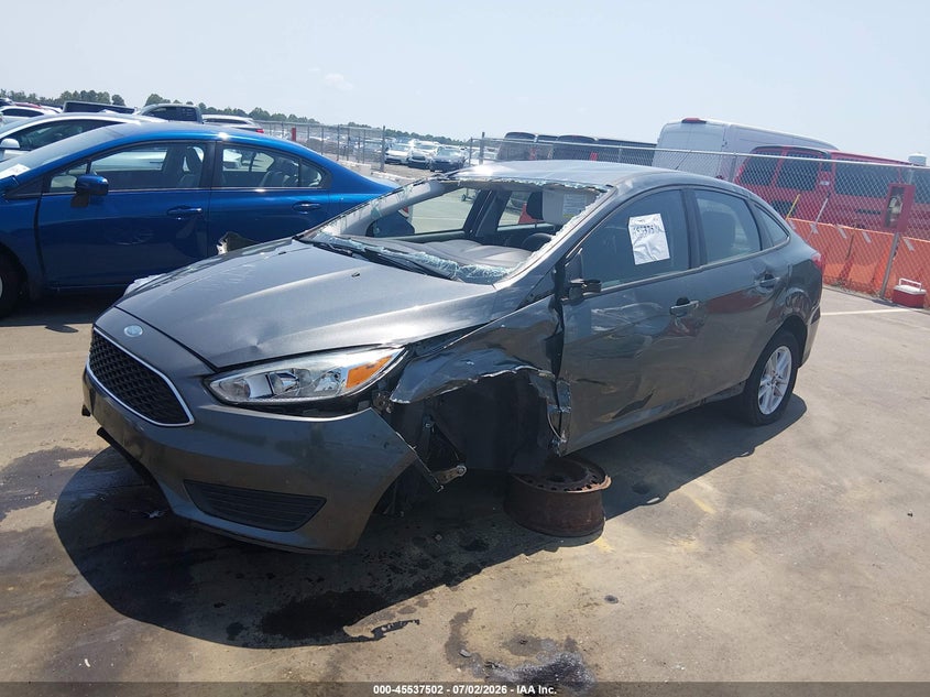 Vin: 1fadp3fe5jl307509, lot: 46035772, ford focus se 20182
