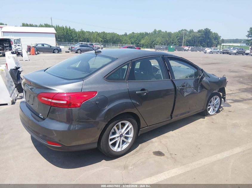 Vin: 1fadp3fe5jl307509, lot: 46035772, ford focus se 20184