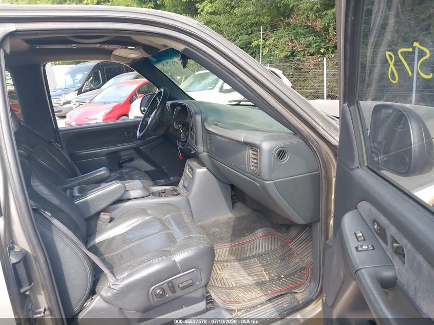 2000 CHEVROLET SILVERADO PICKUP 5.3L V-8 285HP