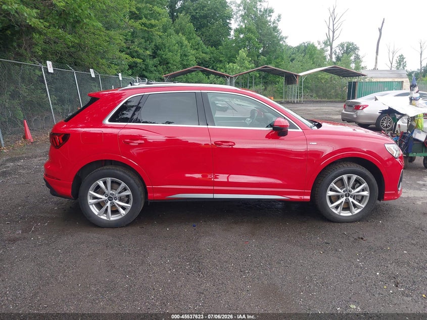 AUDI Q3 - zdjęcie 13