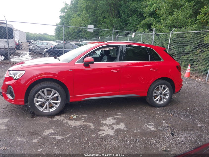 AUDI Q3 - zdjęcie 14