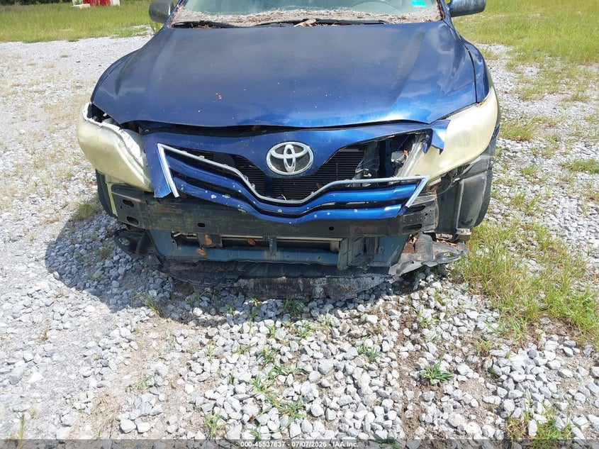 2010 TOYOTA CAMRY auction photo 6