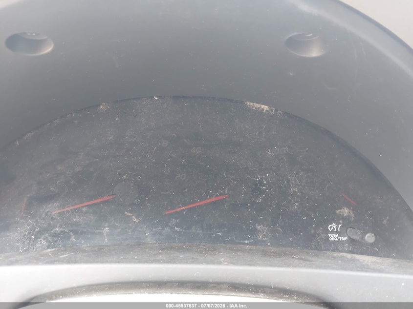 2010 TOYOTA CAMRY auction photo 7