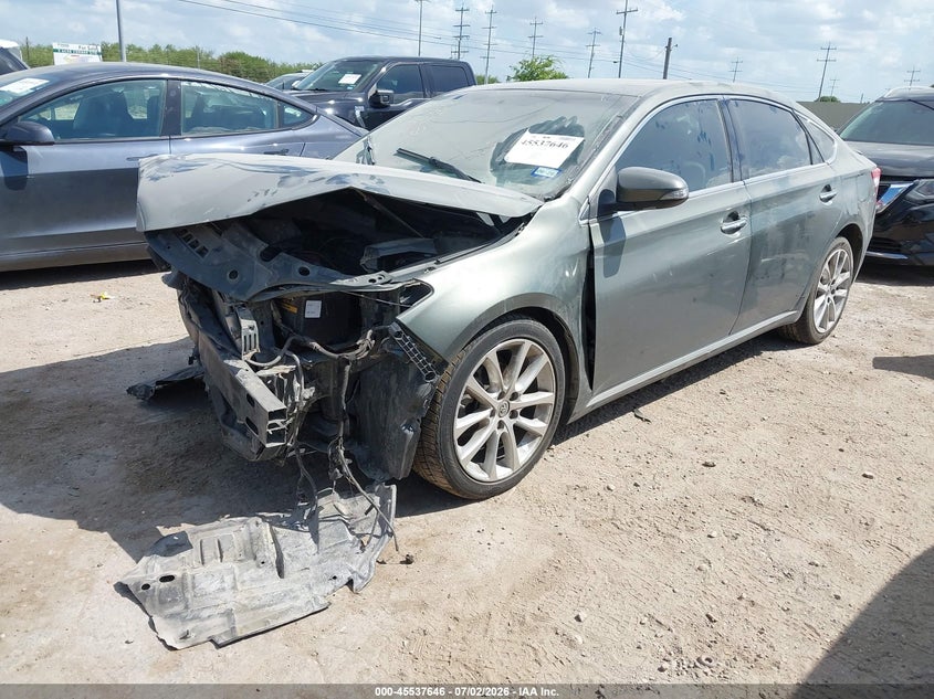 2013 TOYOTA AVALON auction photo 2