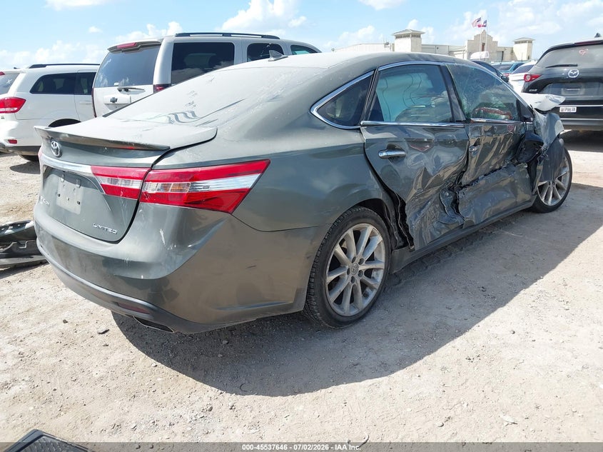 2013 TOYOTA AVALON auction photo 4