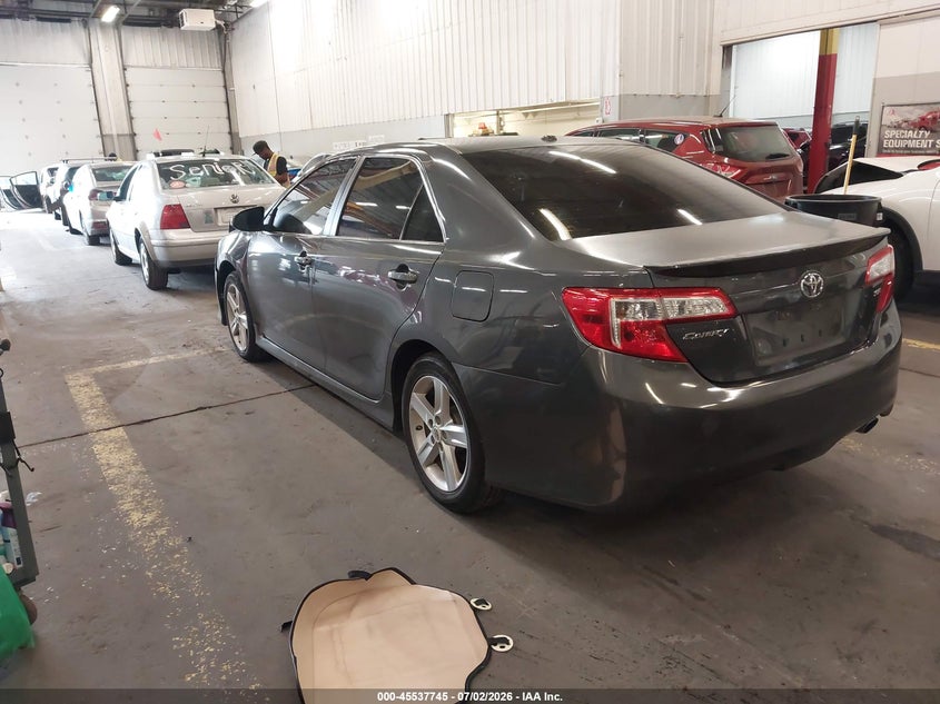 2012 TOYOTA CAMRY auction photo 3
