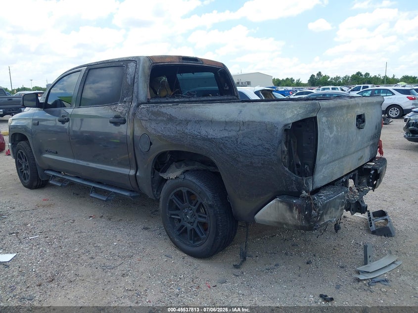 2019 TOYOTA TUNDRA auction photo 3