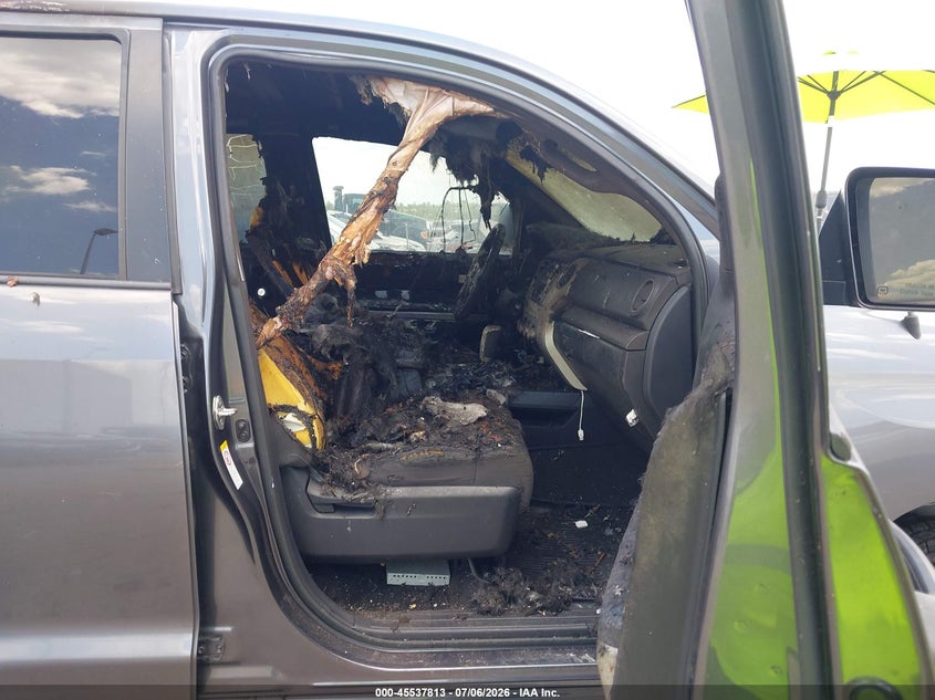 2019 TOYOTA TUNDRA auction photo 5